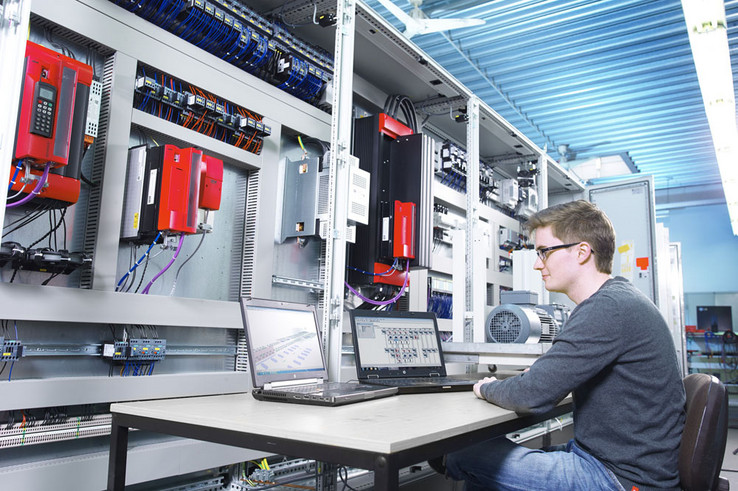 The digital twin is created during layout planning using EPLAN Pro Panel. 